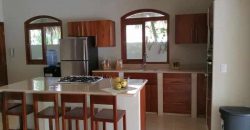 Vendesi villa nuova con terreno dentro residence di ville a Las Terrenas